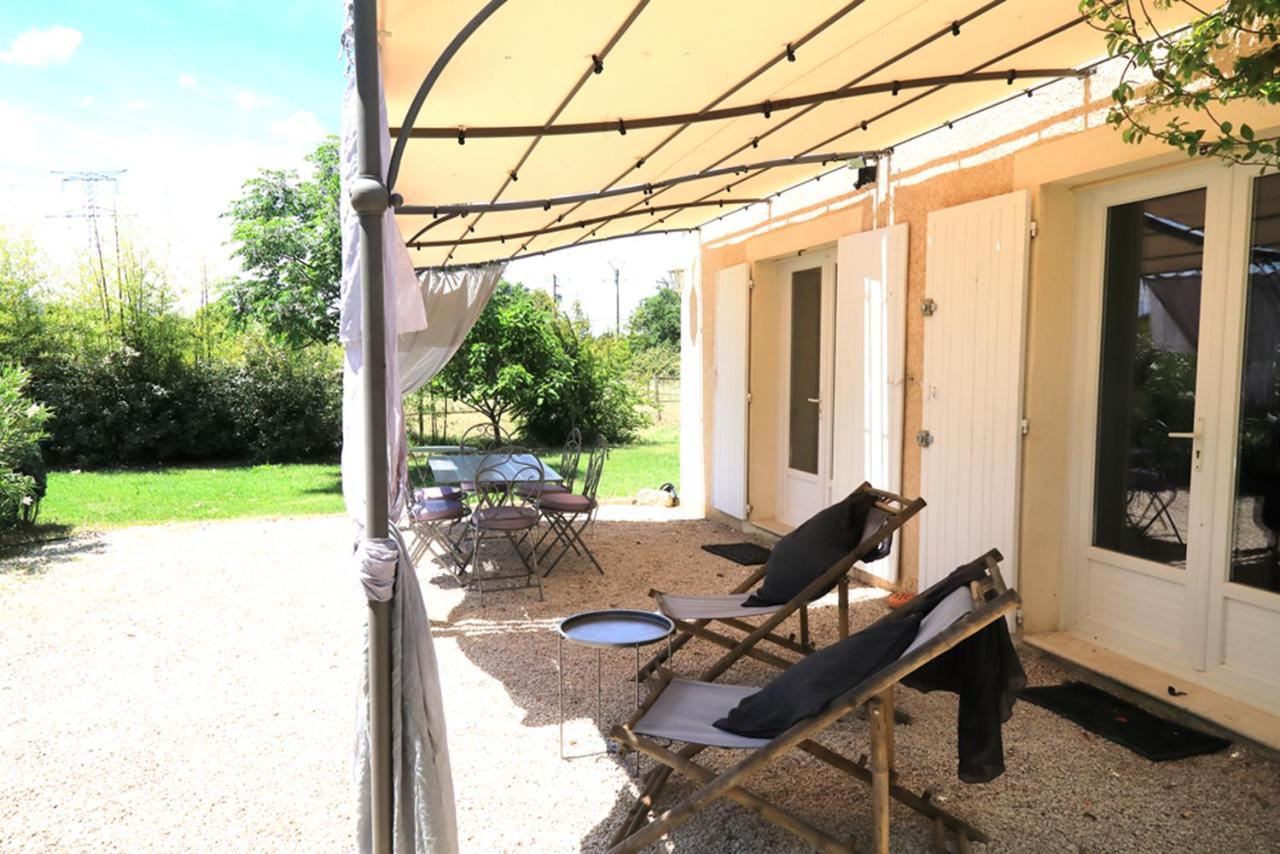 Lamanon Maison D'Hotes "Les Ecuries Du Mas" מראה חיצוני תמונה